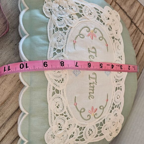 Vintage Tea Cozy Embroidered Lace Green Fabric "Tea Time" From 2003 - Picture 8 of 9